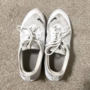 Womens Nike air maxes